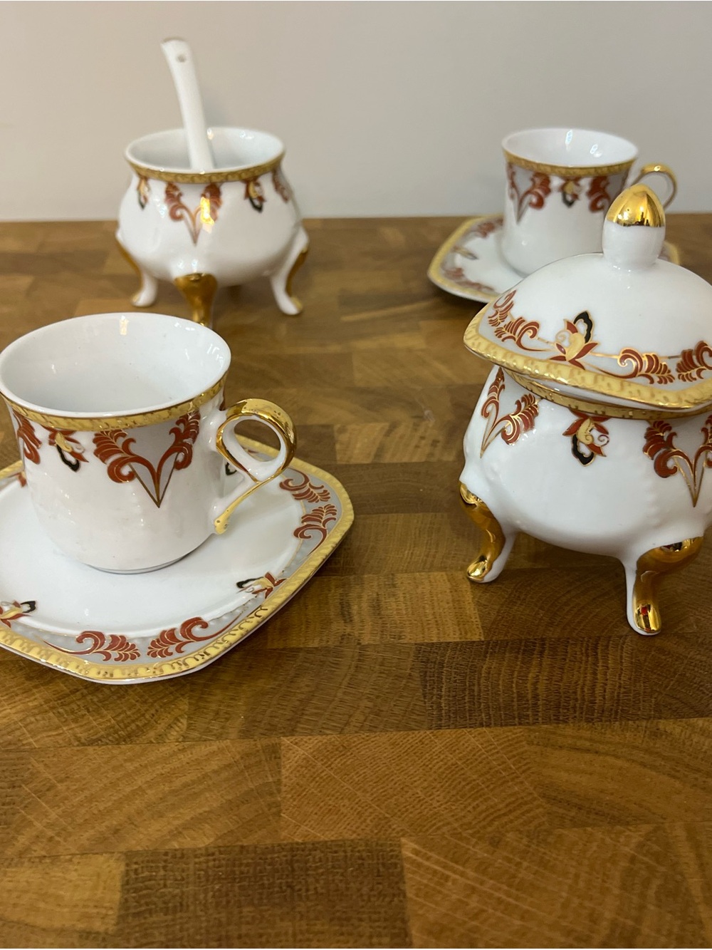 Elegant 24K Gold Trim Porcelain Tea Set with Red Accents - Picture 11 of 14